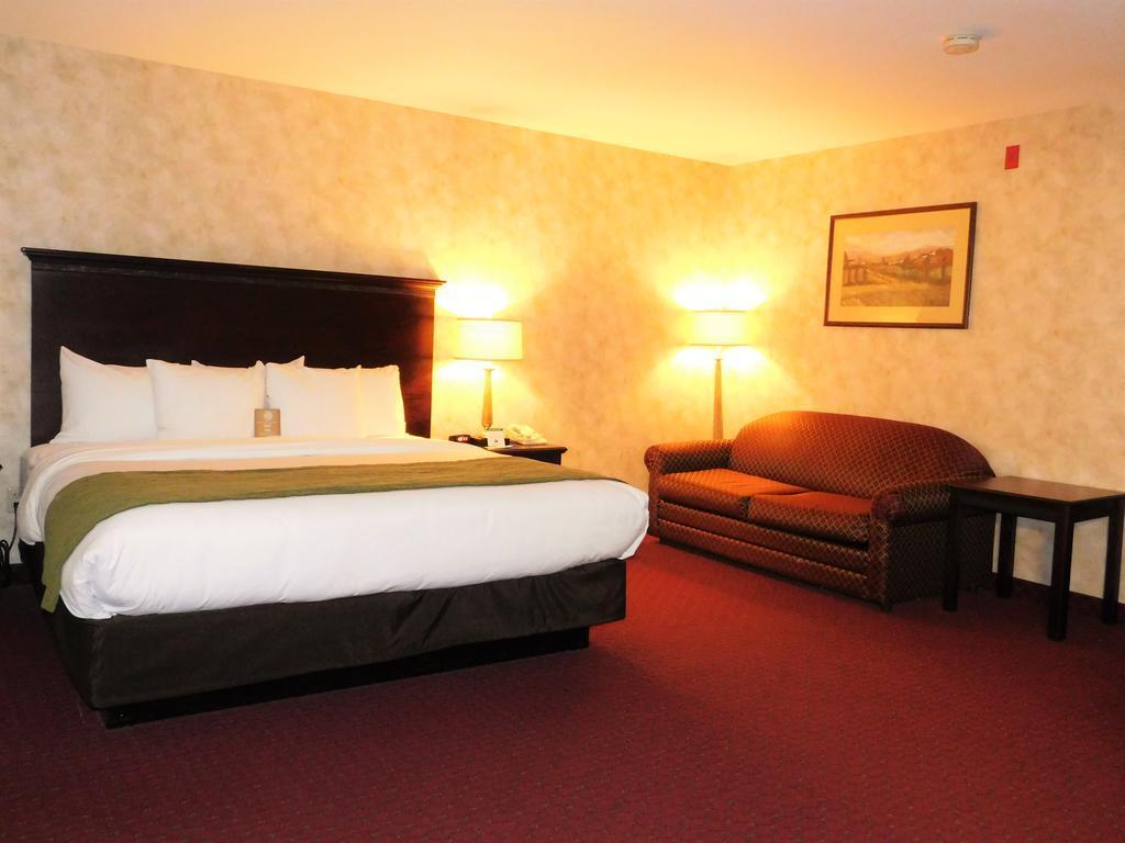 Comfort Inn & Suites Уала Уала Екстериор снимка